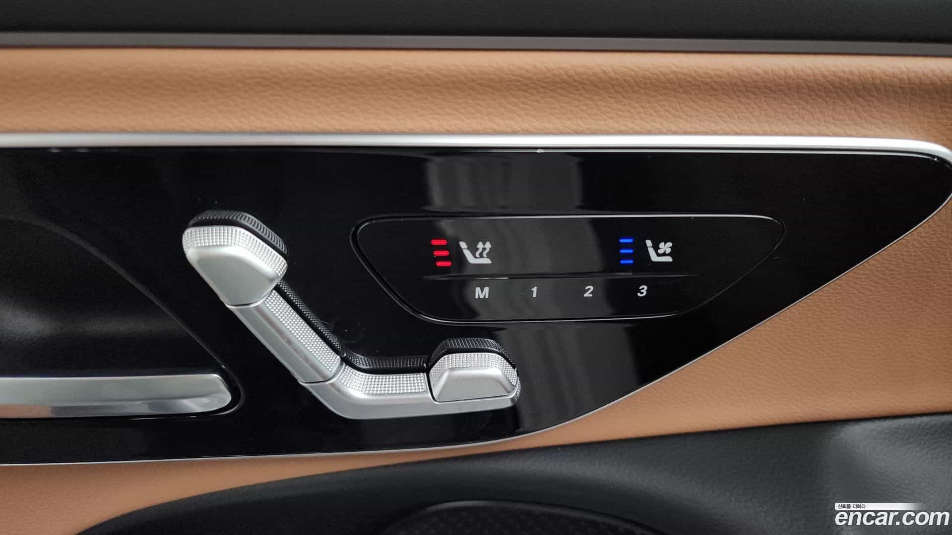 E-Class Mercedes-Benz 2025.10-OPTION-046
