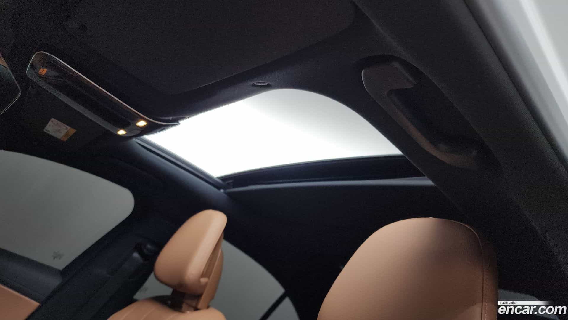 E-Class Mercedes-Benz 2025.10-OPTION-047