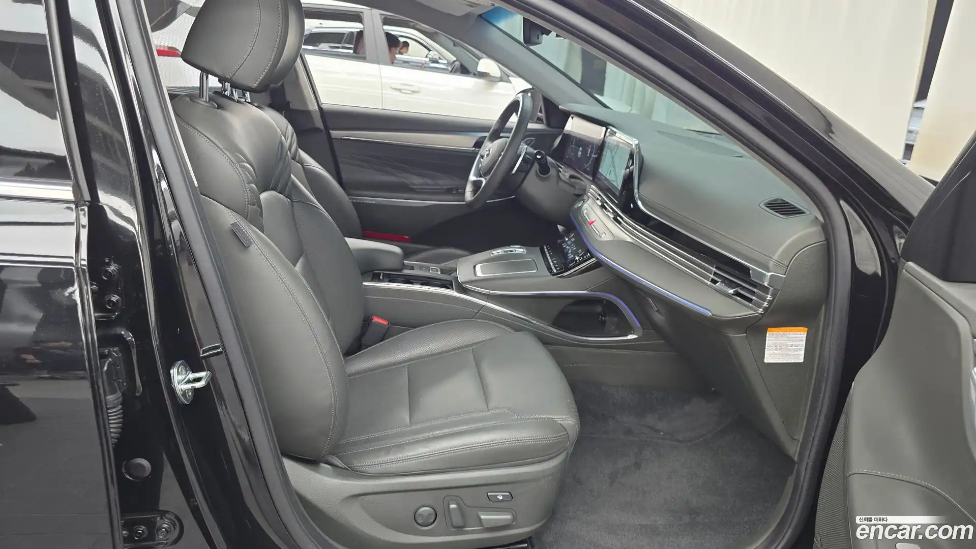 Grandeur Hyundai 2022.5-INNER-036