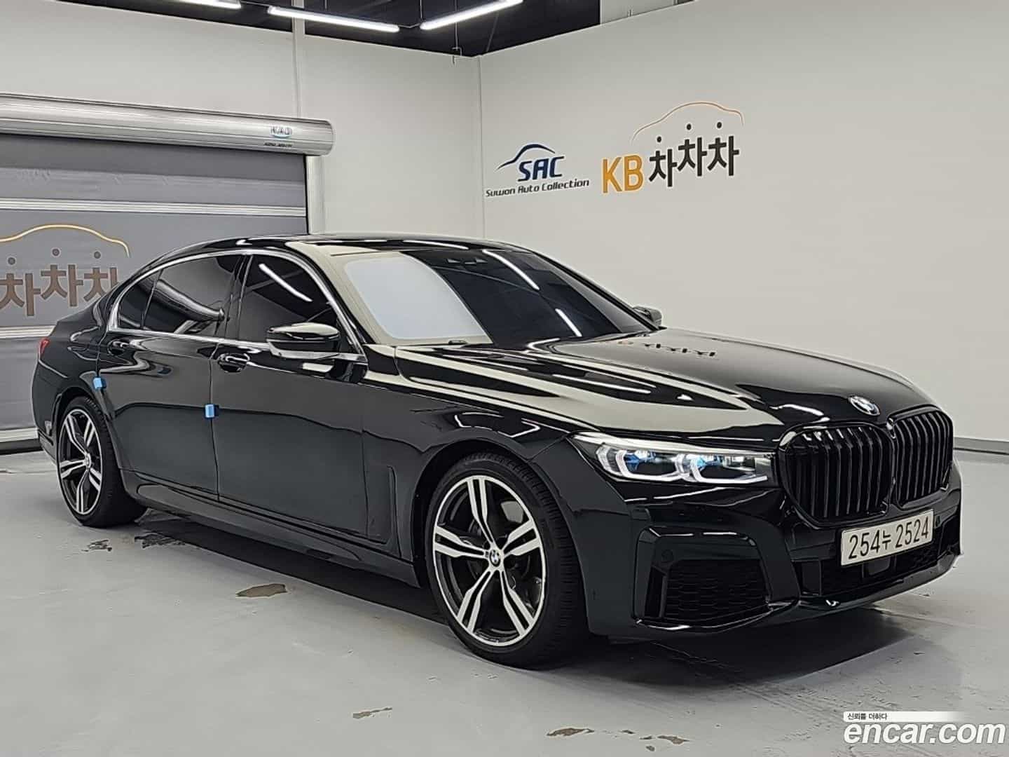 7-Series BMW 2015.9-OUTER-004
