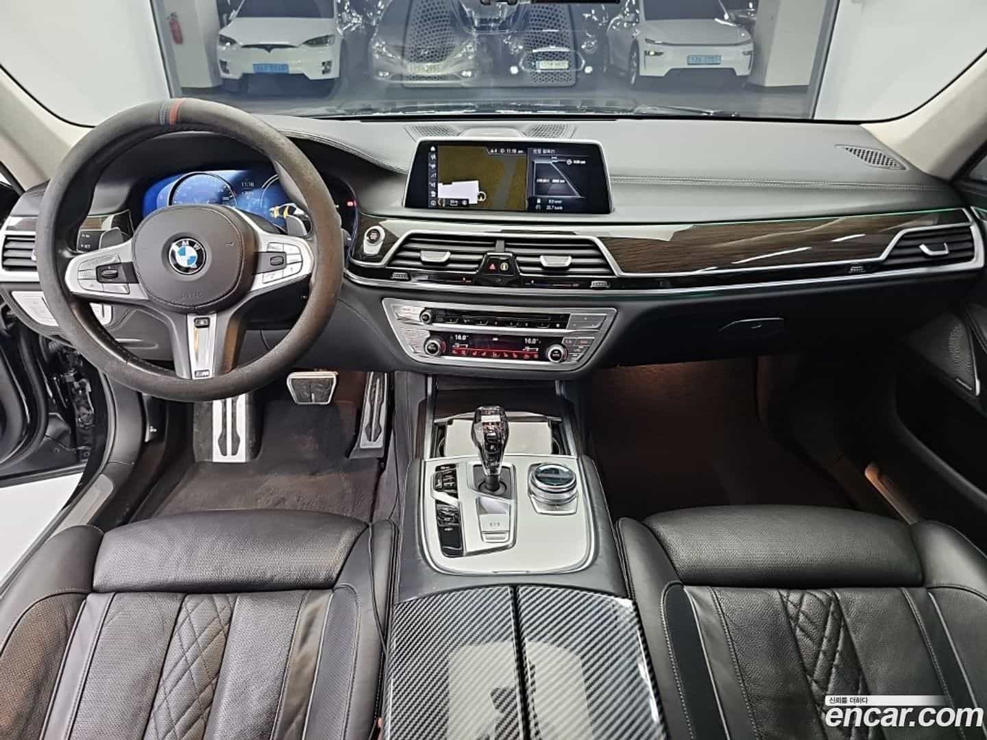 7-Series BMW 2015.9-INNER-007