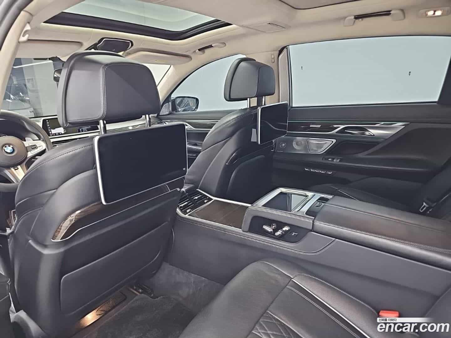 7-Series BMW 2015.9-OPTION-020