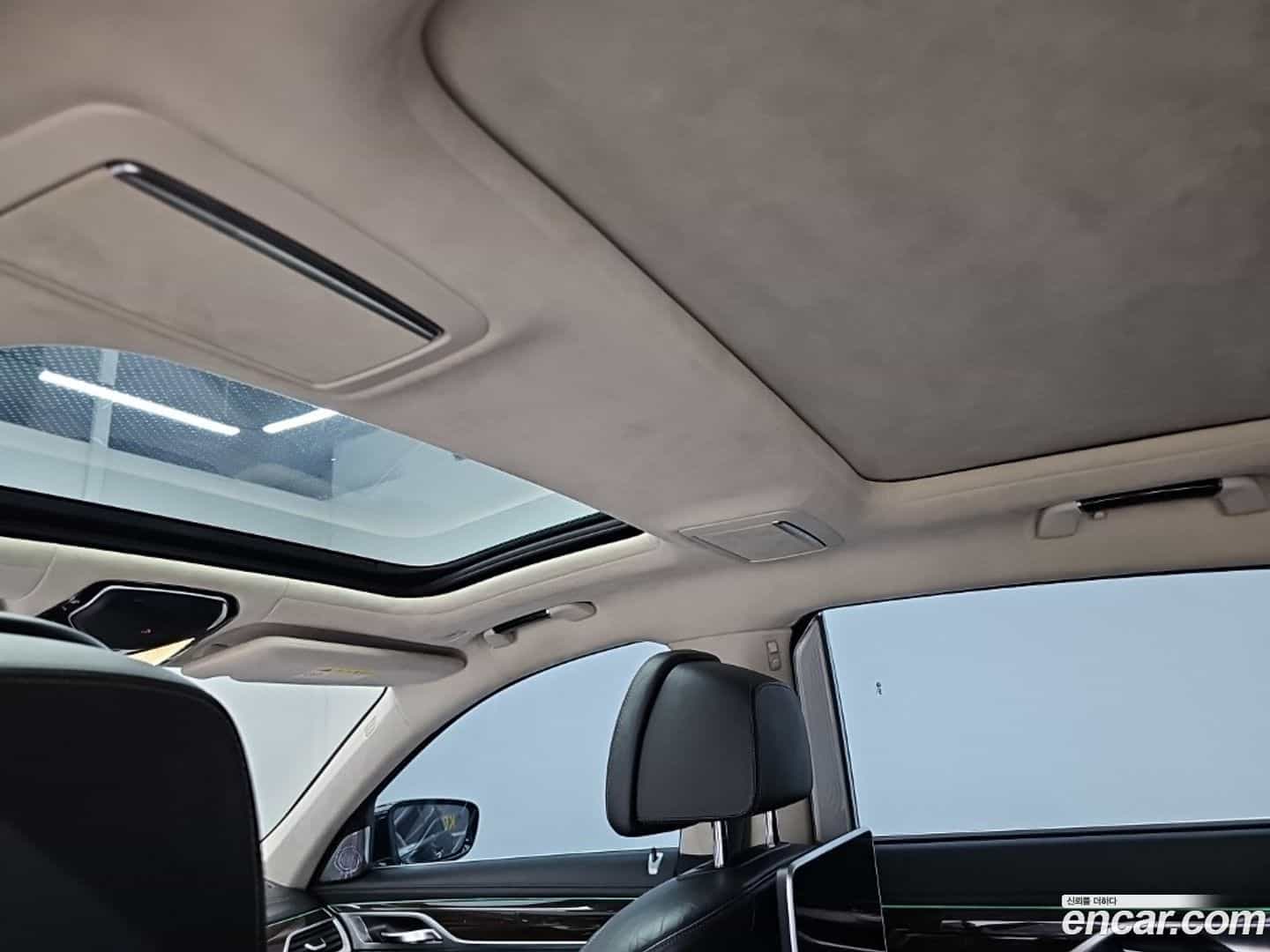 7-Series BMW 2015.9-OPTION-021