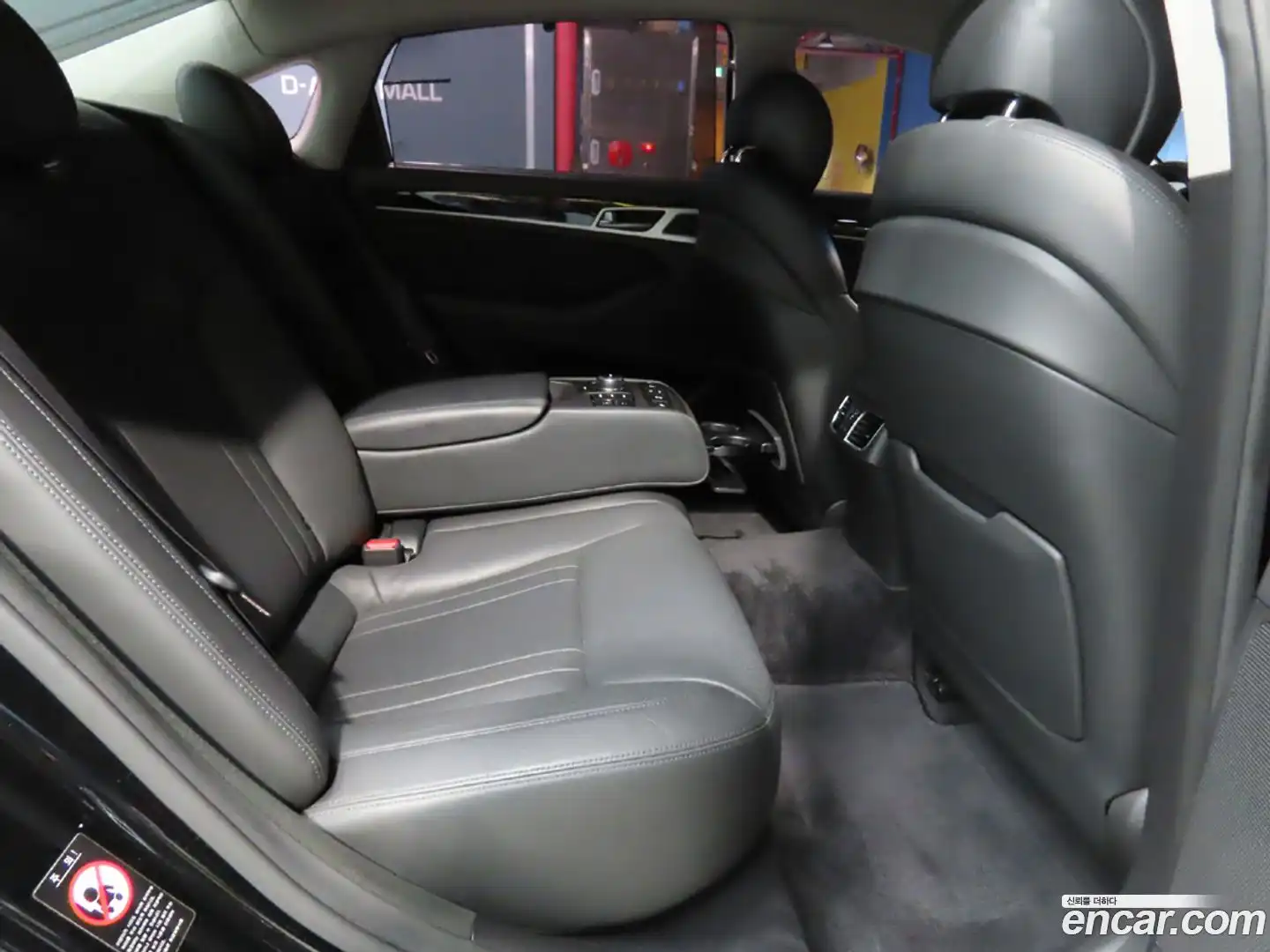 Genesis Hyundai 2014.10-INNER-009