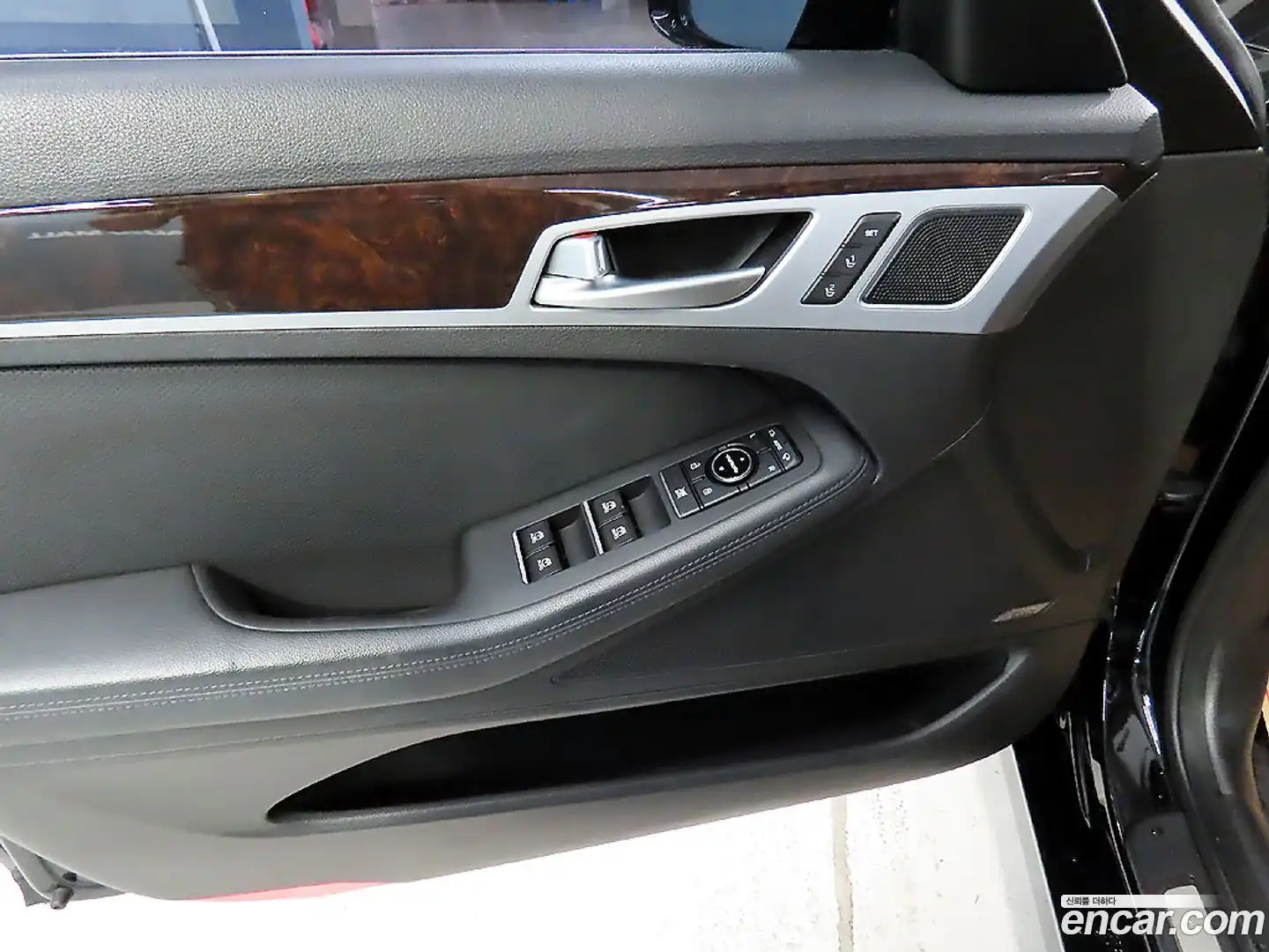 Genesis Hyundai 2014.10-OPTION-019