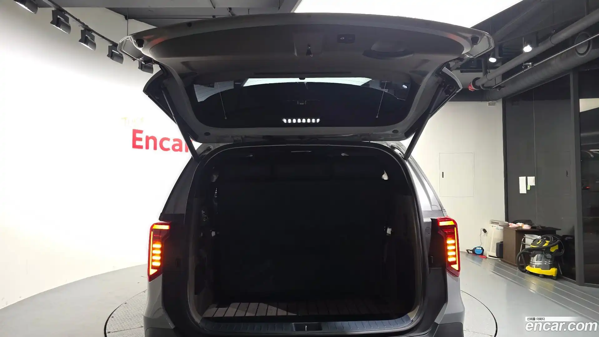 Canival Kia 2025.0-OPTION-048