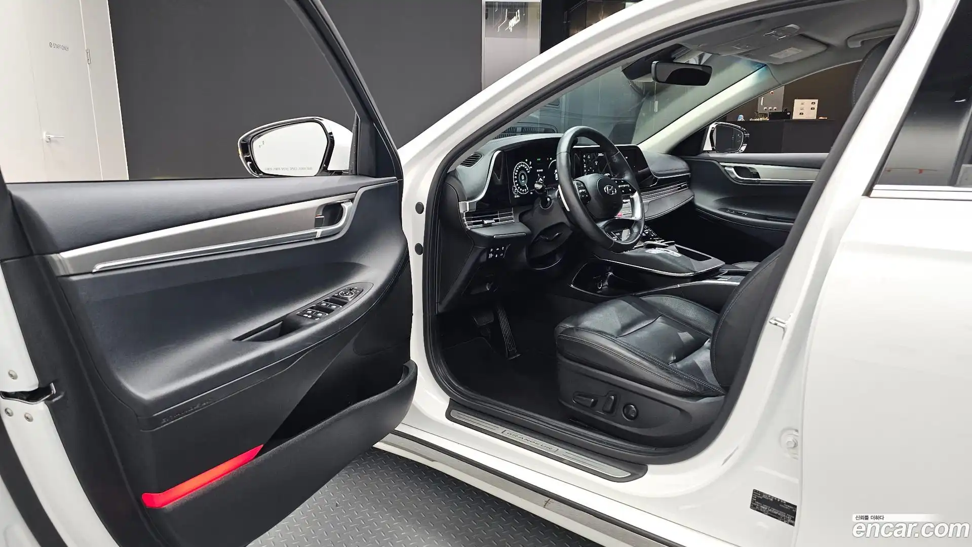 Grandeur Hyundai 2022.5-INNER-010