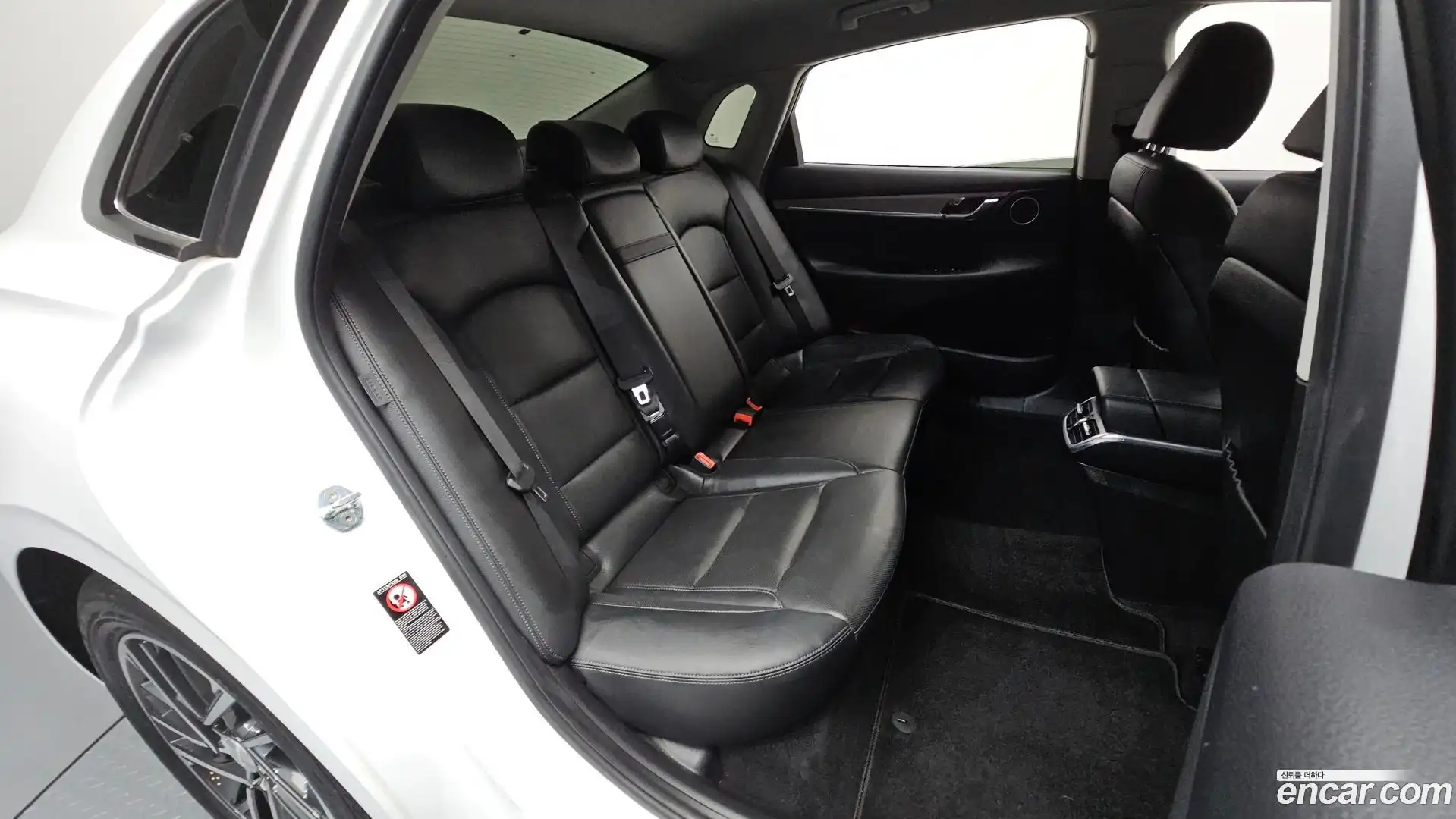 Grandeur Hyundai 2022.5-OPTION-015