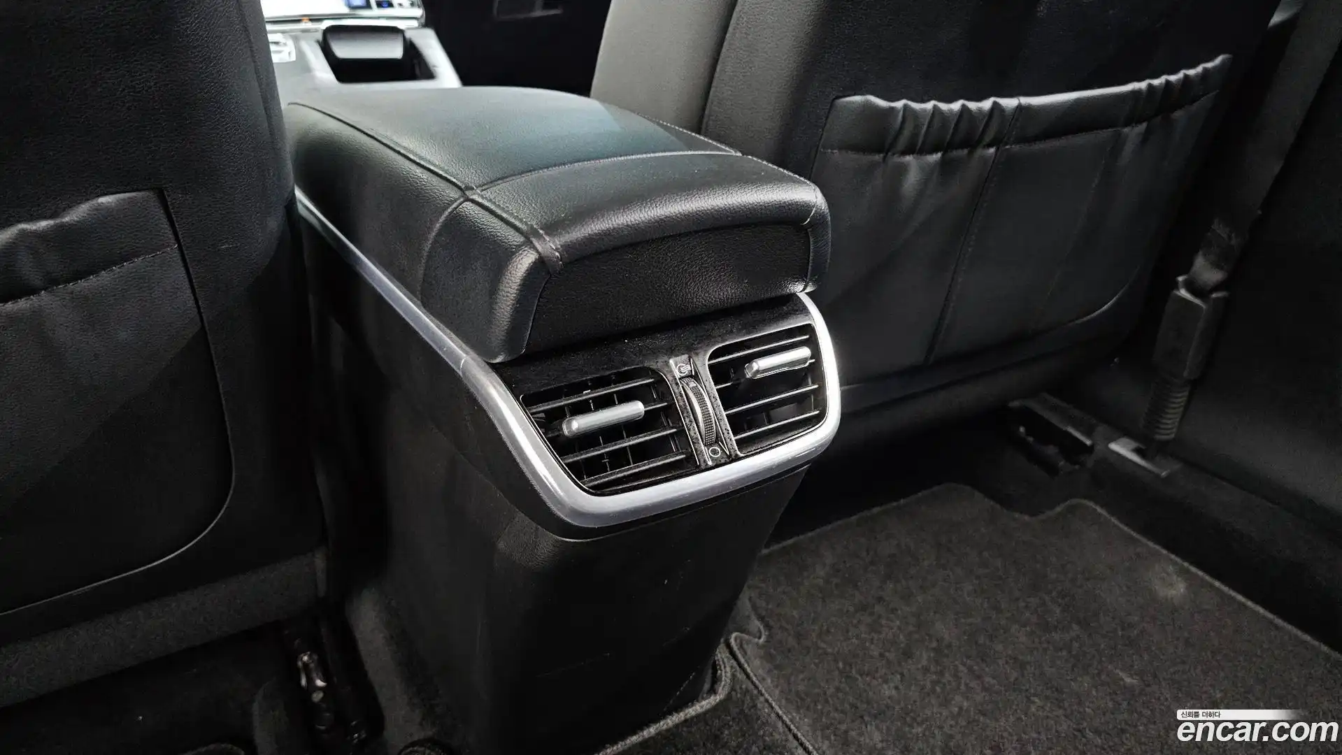 Grandeur Hyundai 2022.5-OPTION-044