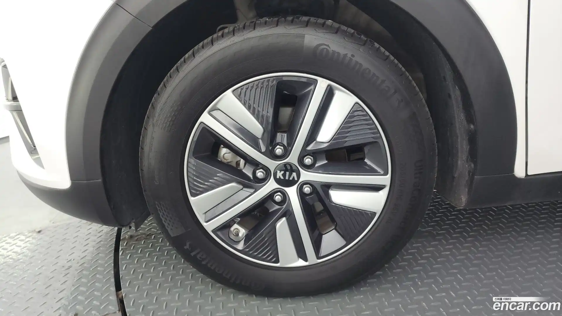 Niro Kia 2020.11-OUTER-005
