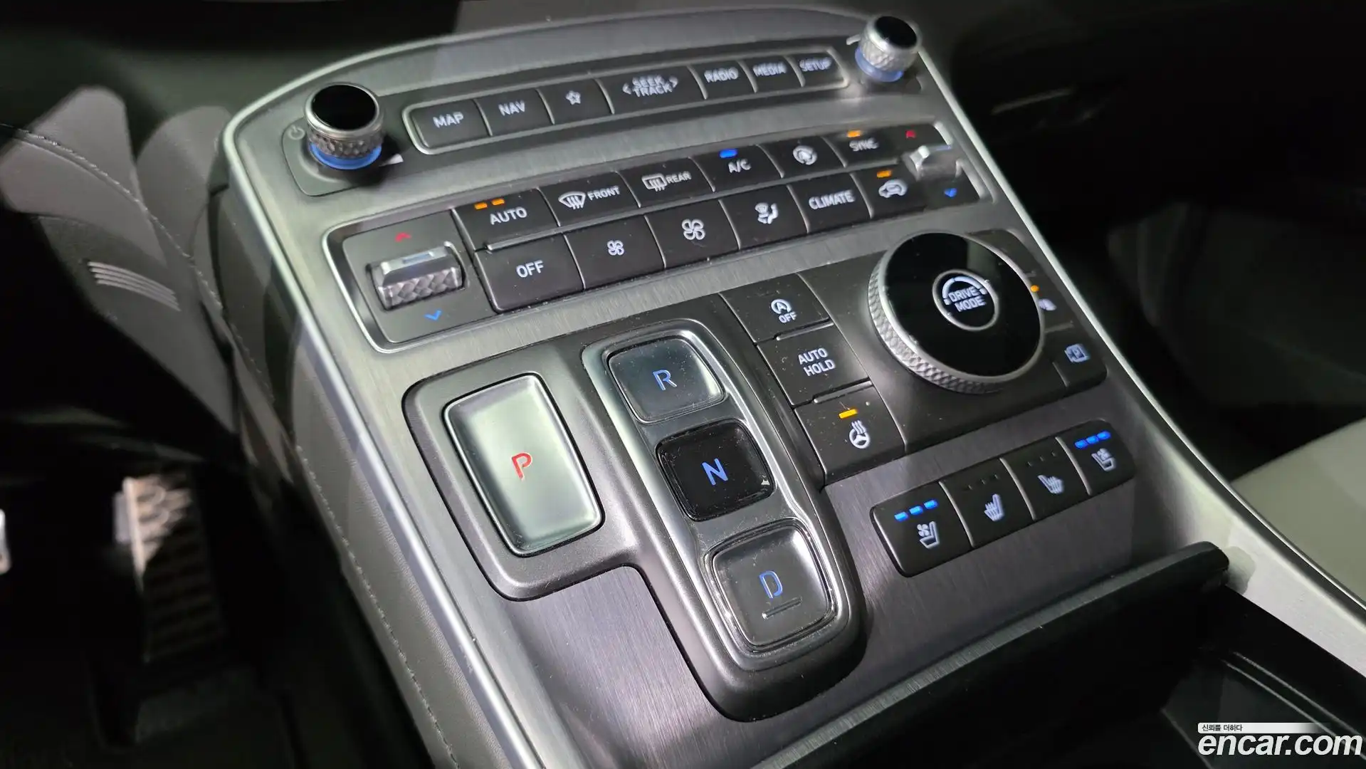 Santafe Hyundai 2020.10-INNER-009