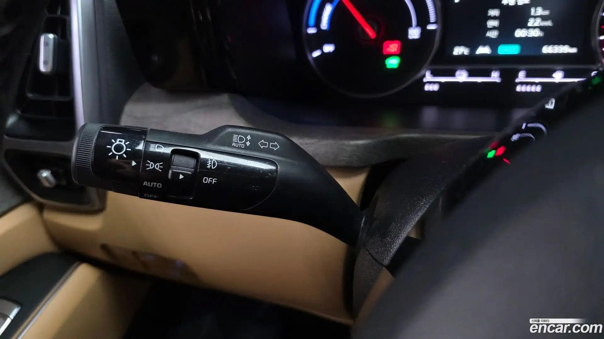 Sorento Kia 2021.4-OPTION-041