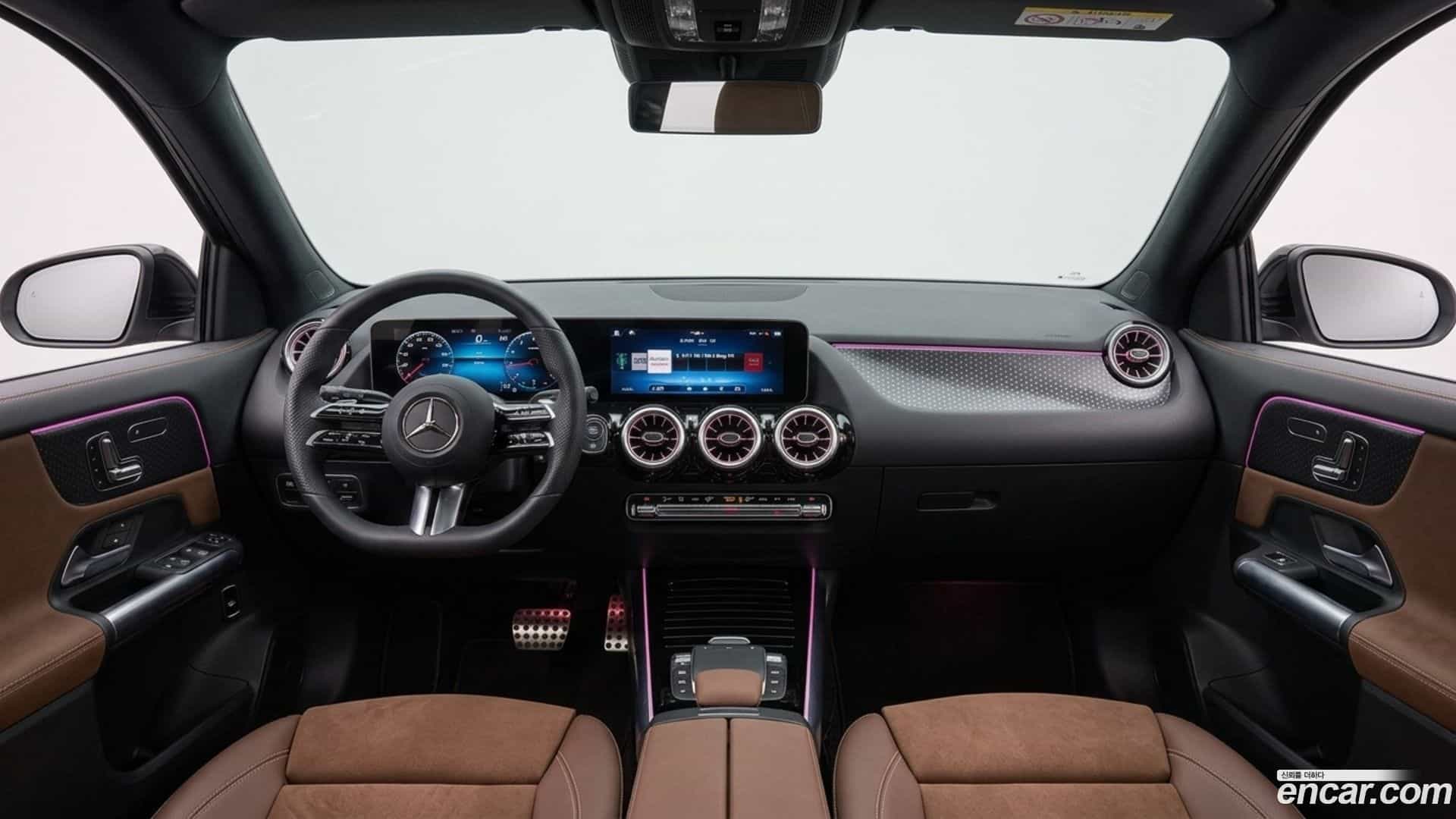 GLA-Class Mercedes-Benz 2025.4-INNER-007