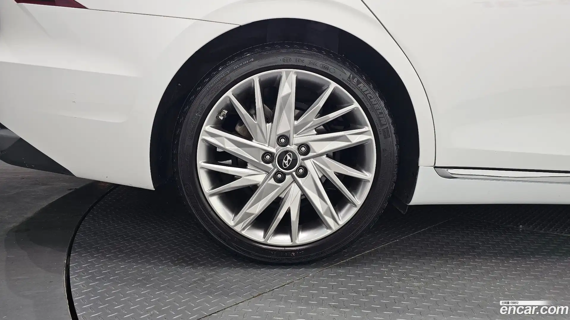 Grandeur Hyundai 2021.3-OUTER-005