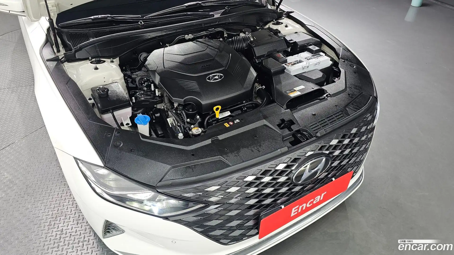 Grandeur Hyundai 2021.3-OUTER-006