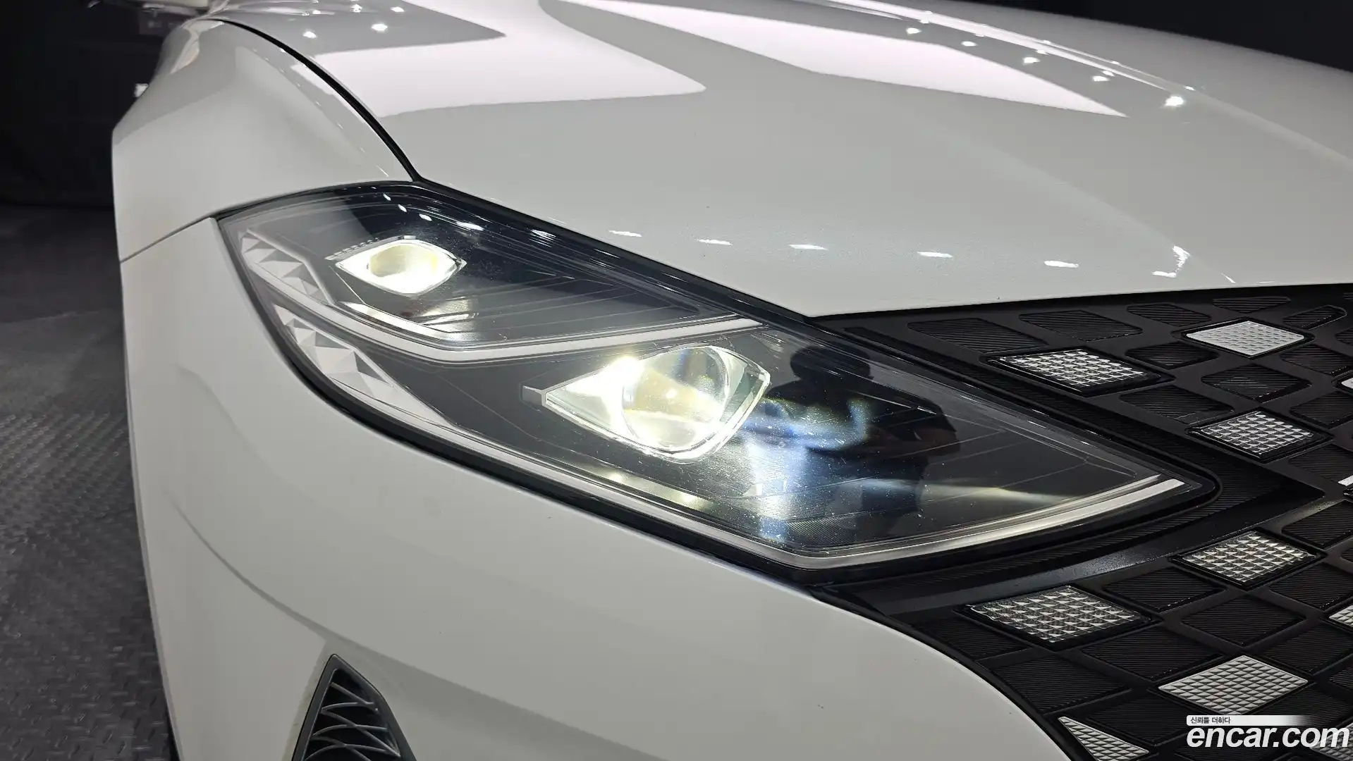 Grandeur Hyundai 2021.3-OUTER-032