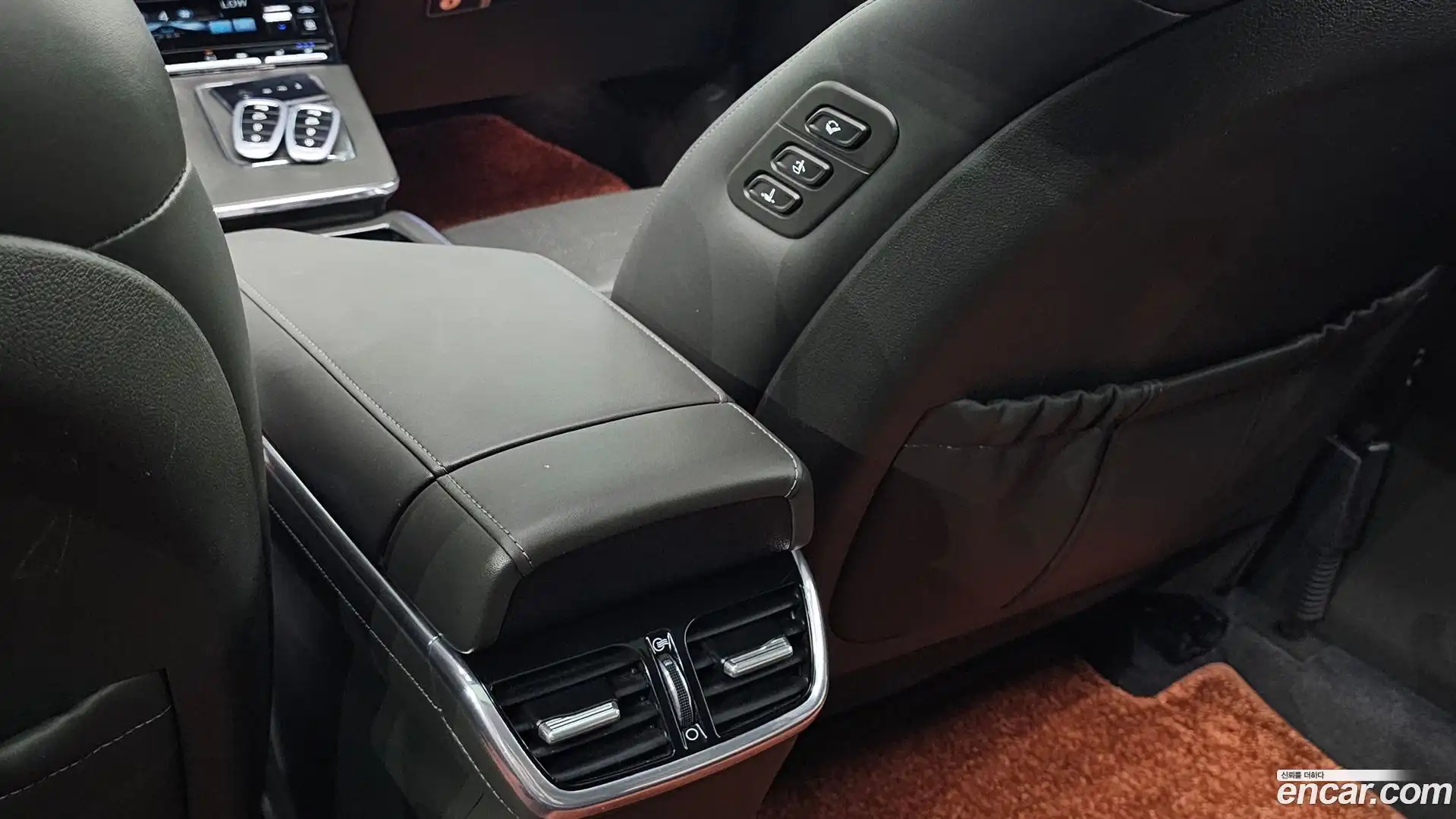 Grandeur Hyundai 2021.3-OPTION-042