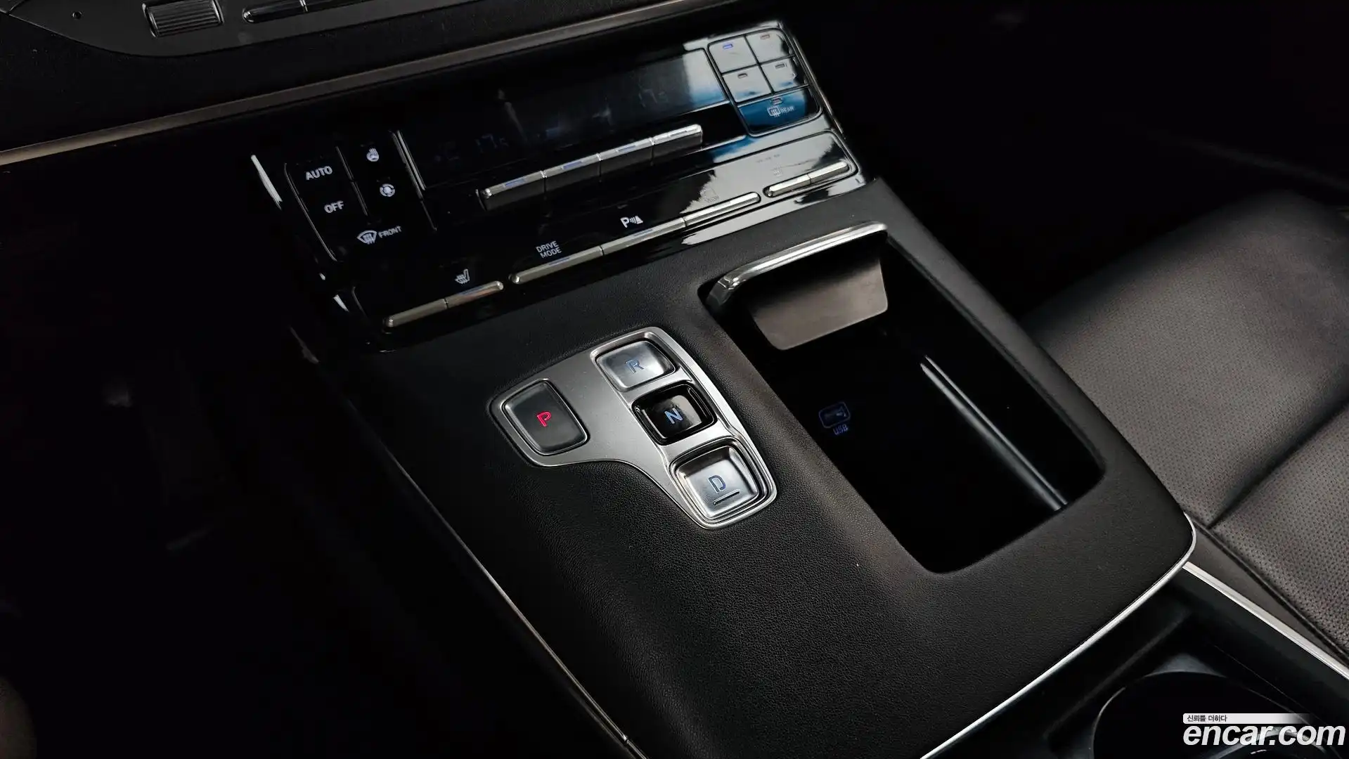 Grandeur Hyundai 2021.2-INNER-009