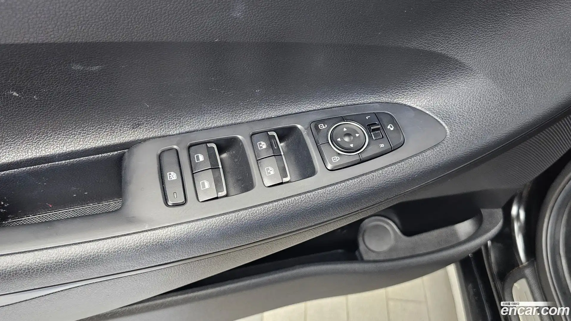 Grandeur Hyundai 2021.2-OPTION-043