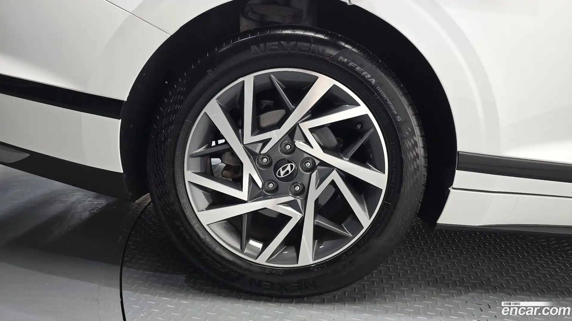 Grandeur Hyundai 2023.8-OUTER-005