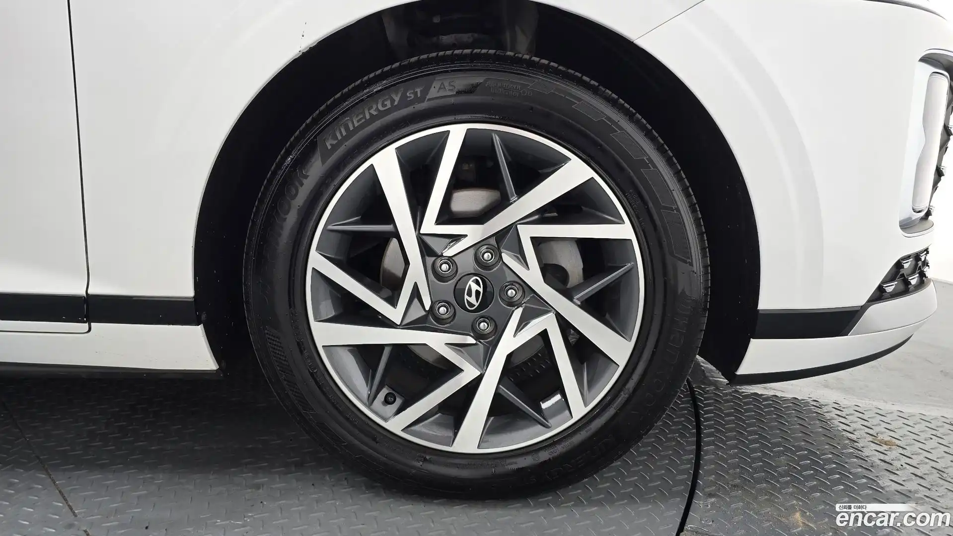 Grandeur Hyundai 2023.8-OUTER-031