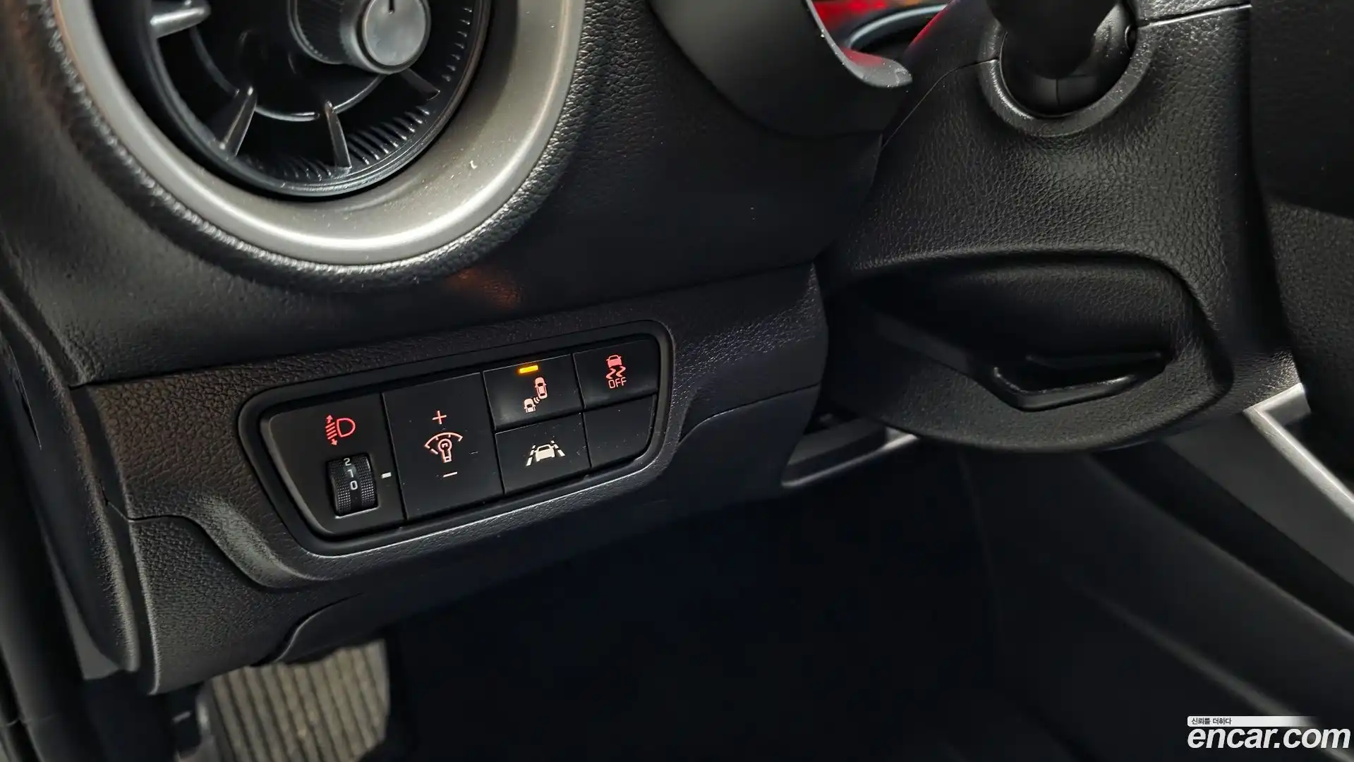 K3 Kia 2019.7-OPTION-040