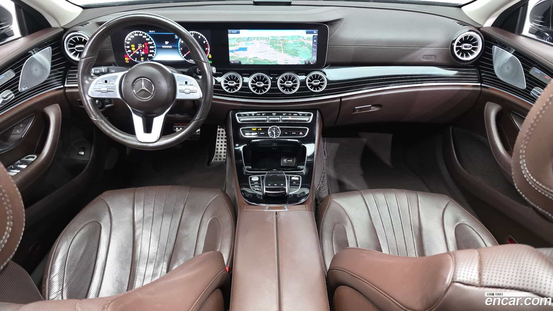 CLS-Class Mercedes-Benz 2019.10-INNER-007