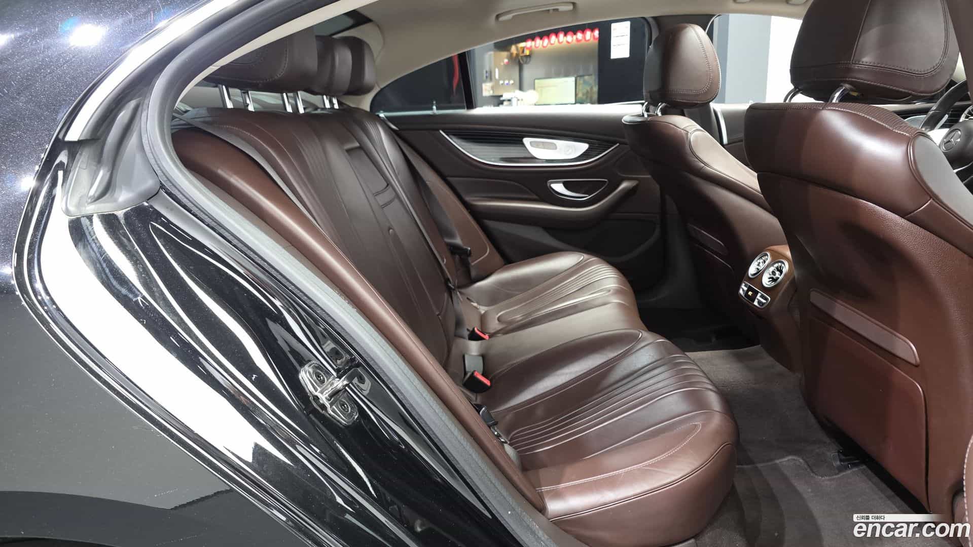 CLS-Class Mercedes-Benz 2019.10-OPTION-016