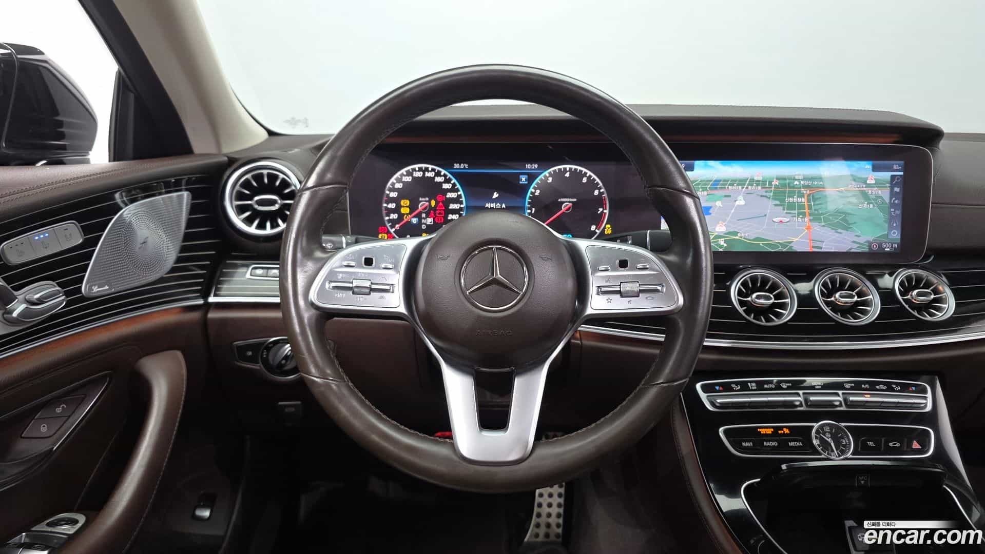 CLS-Class Mercedes-Benz 2019.10-OPTION-017