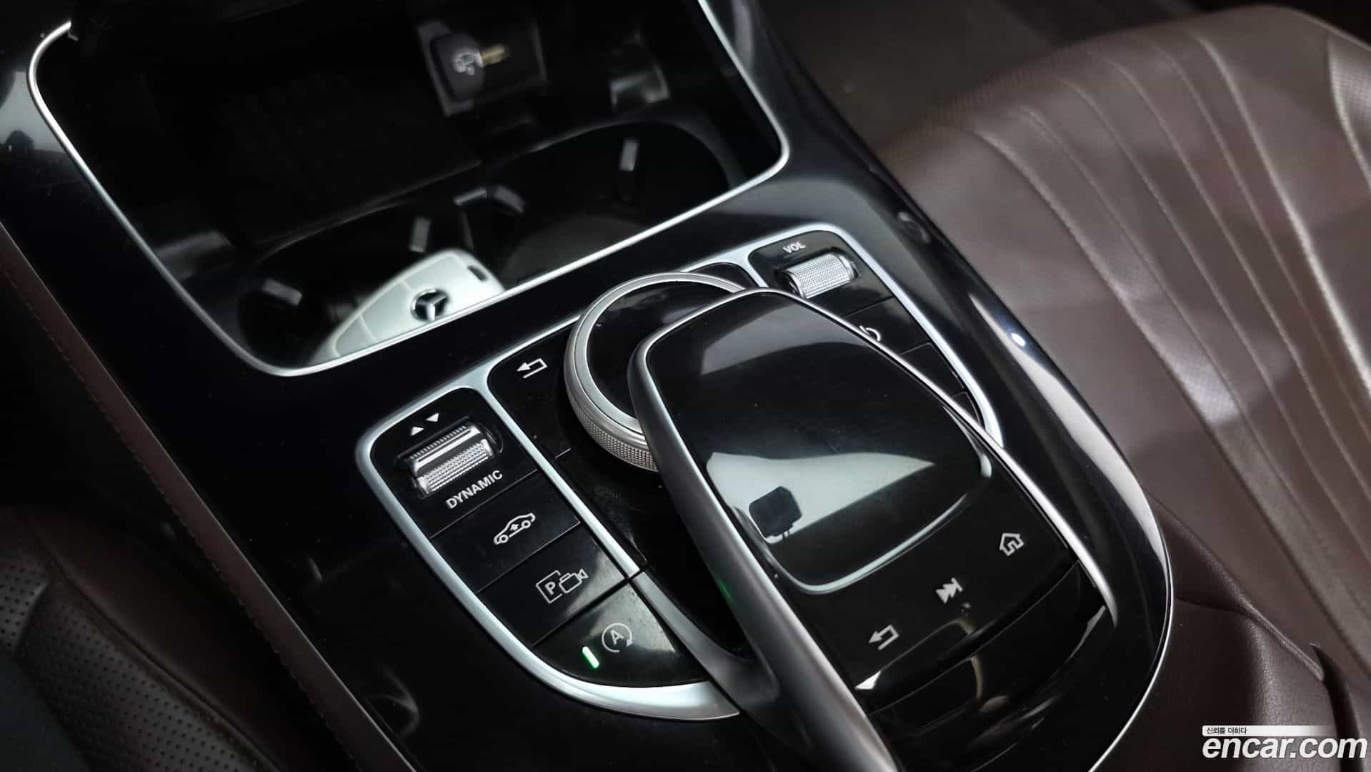 CLS-Class Mercedes-Benz 2019.10-OPTION-022