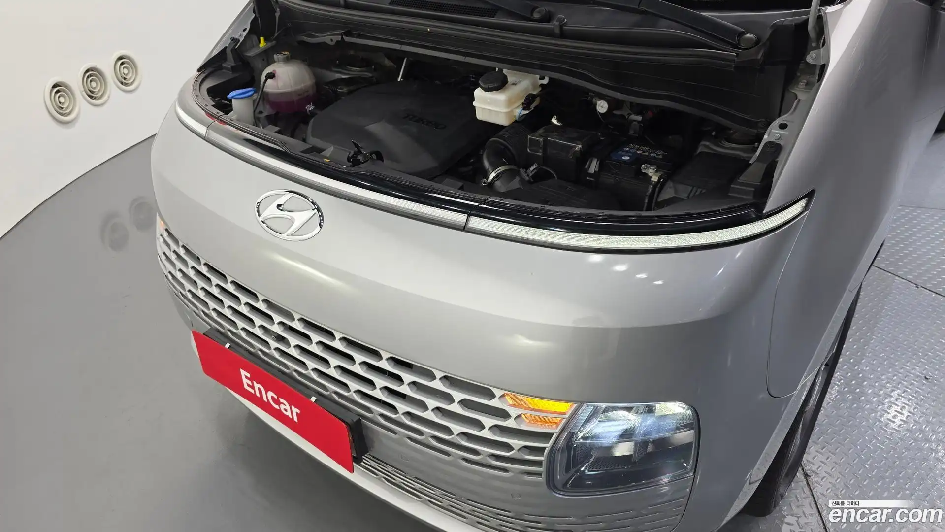 Staria Hyundai 2021.4-OUTER-006