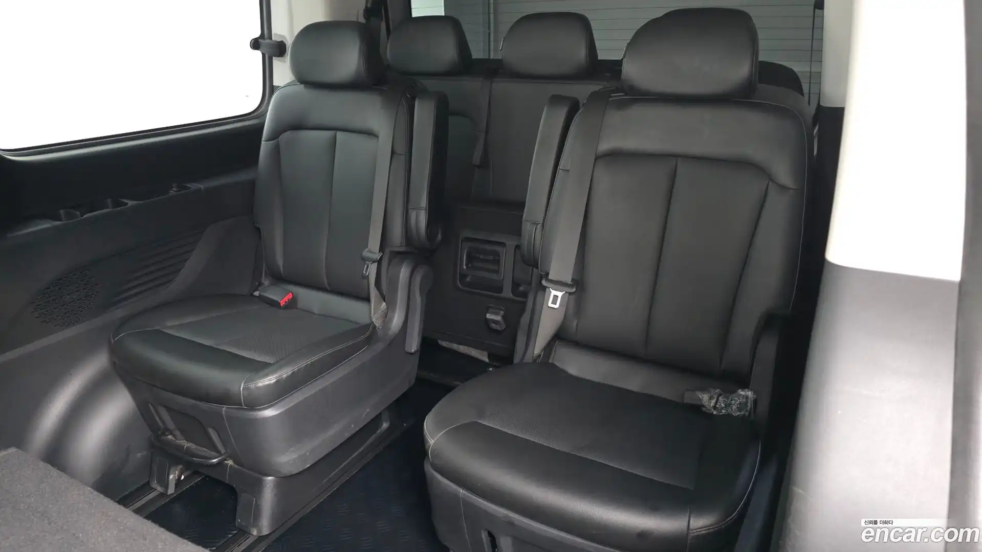 Staria Hyundai 2021.4-OPTION-015