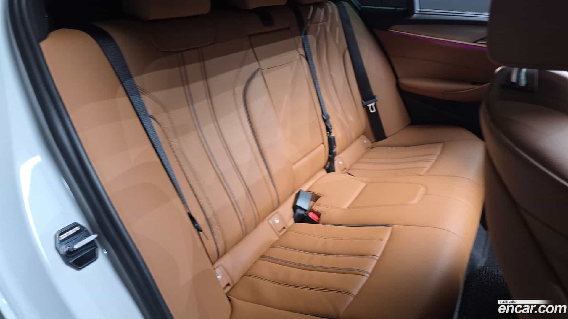 5-Series BMW 2022.6-OPTION-015