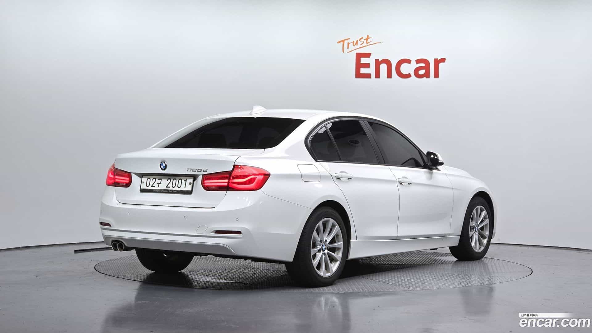 3-Series BMW 2018.1-OUTER-002