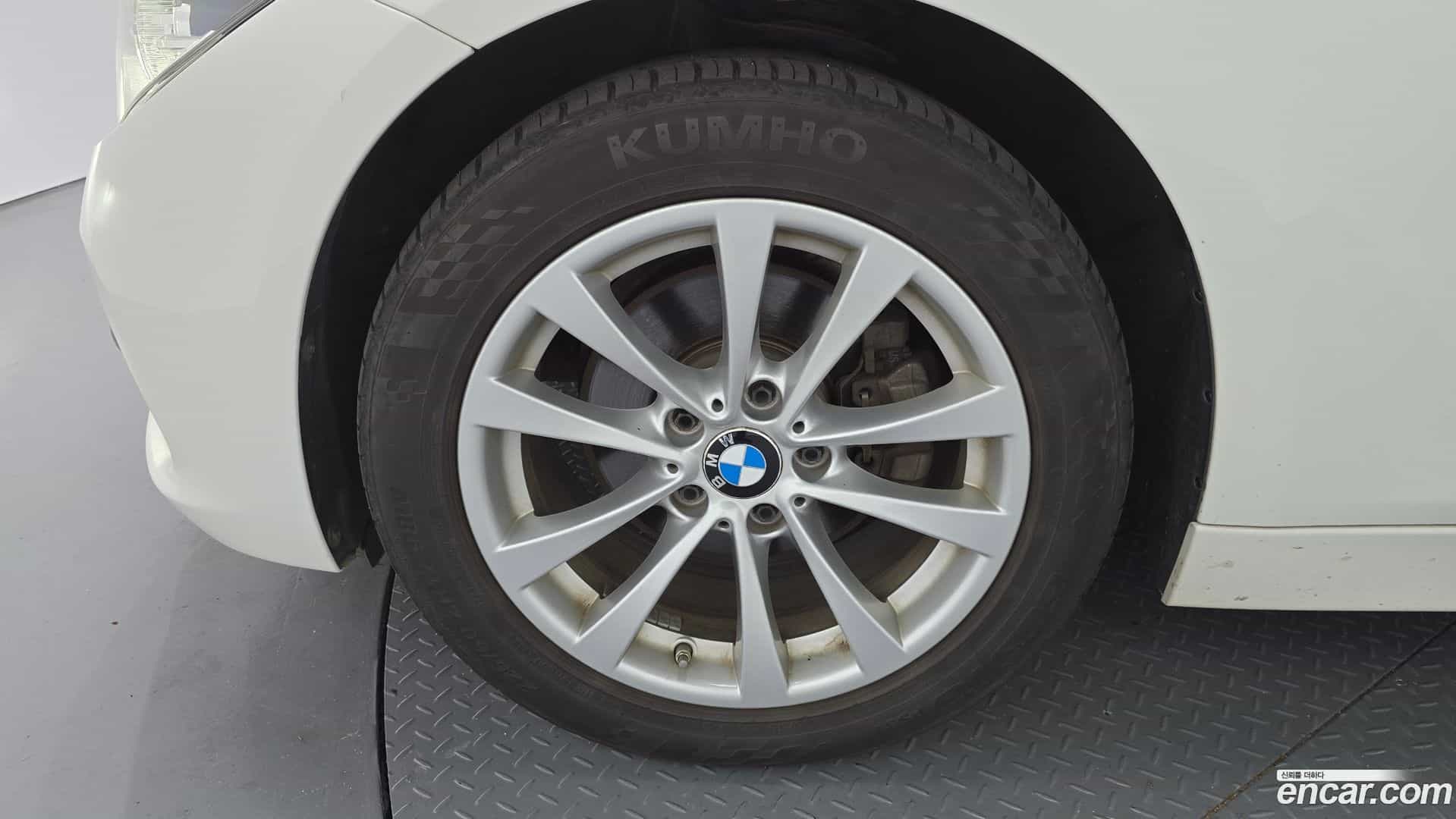 3-Series BMW 2018.1-OUTER-005