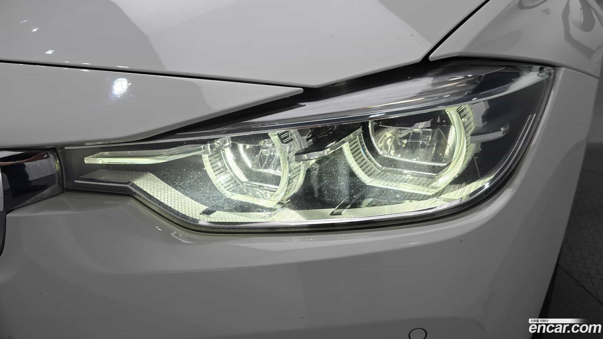 3-Series BMW 2018.1-OUTER-032