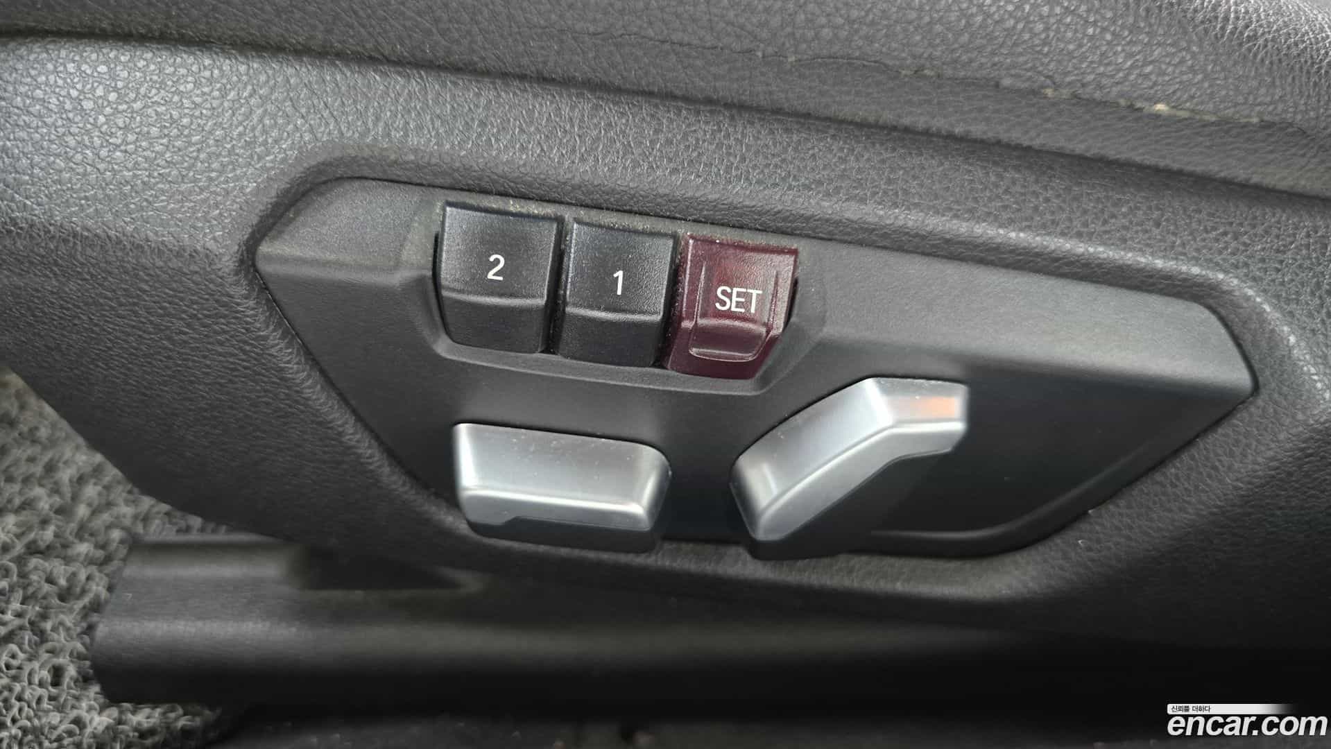 3-Series BMW 2018.1-OPTION-043