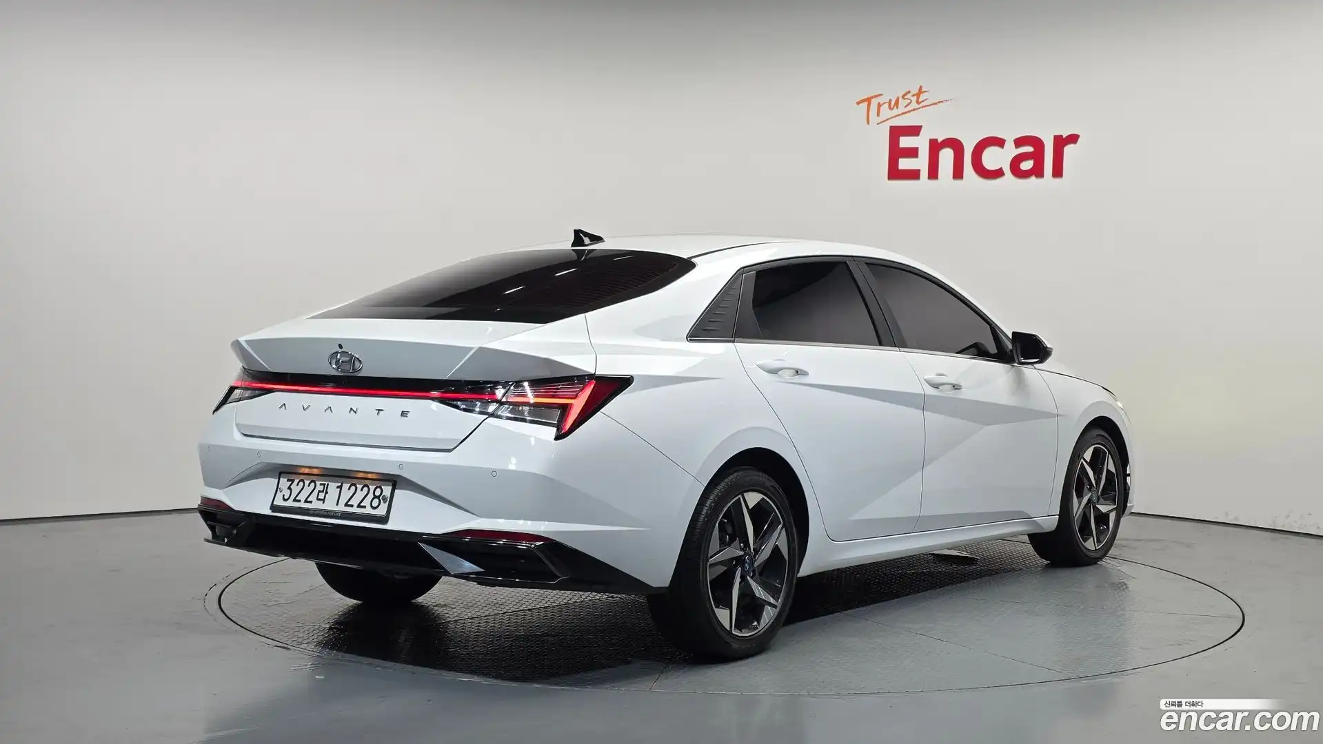 AVANTE Hyundai 2020.4-OUTER-002