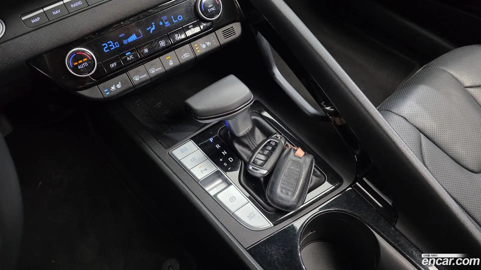 AVANTE Hyundai 2020.4-INNER-009