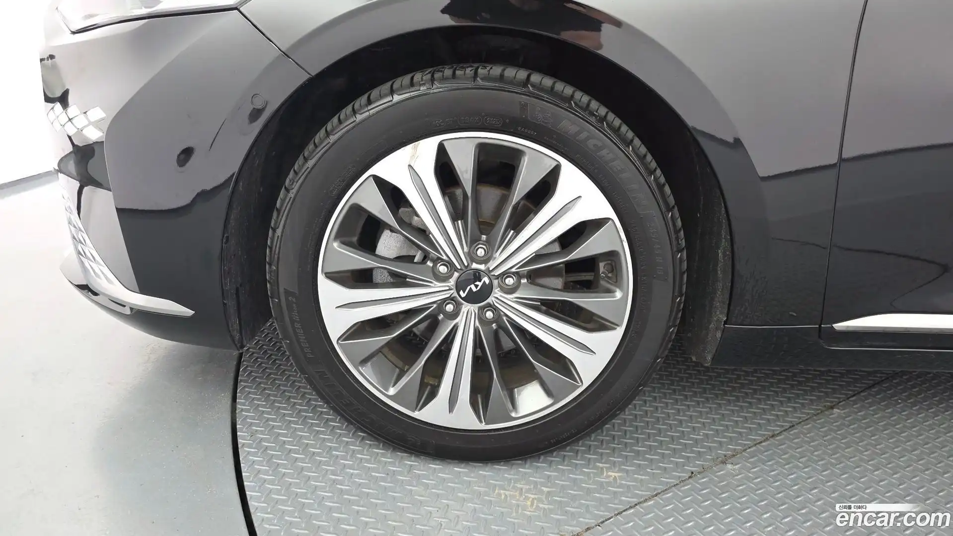 K8 Kia 2022.2-OUTER-005