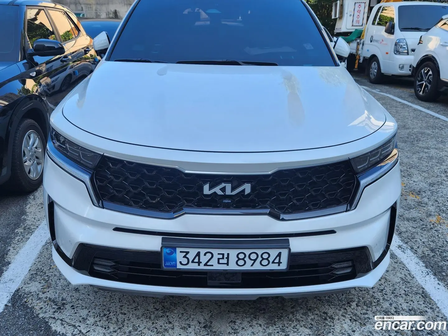 Main__Slider__Photo:Sorento Kia 2021.6-0