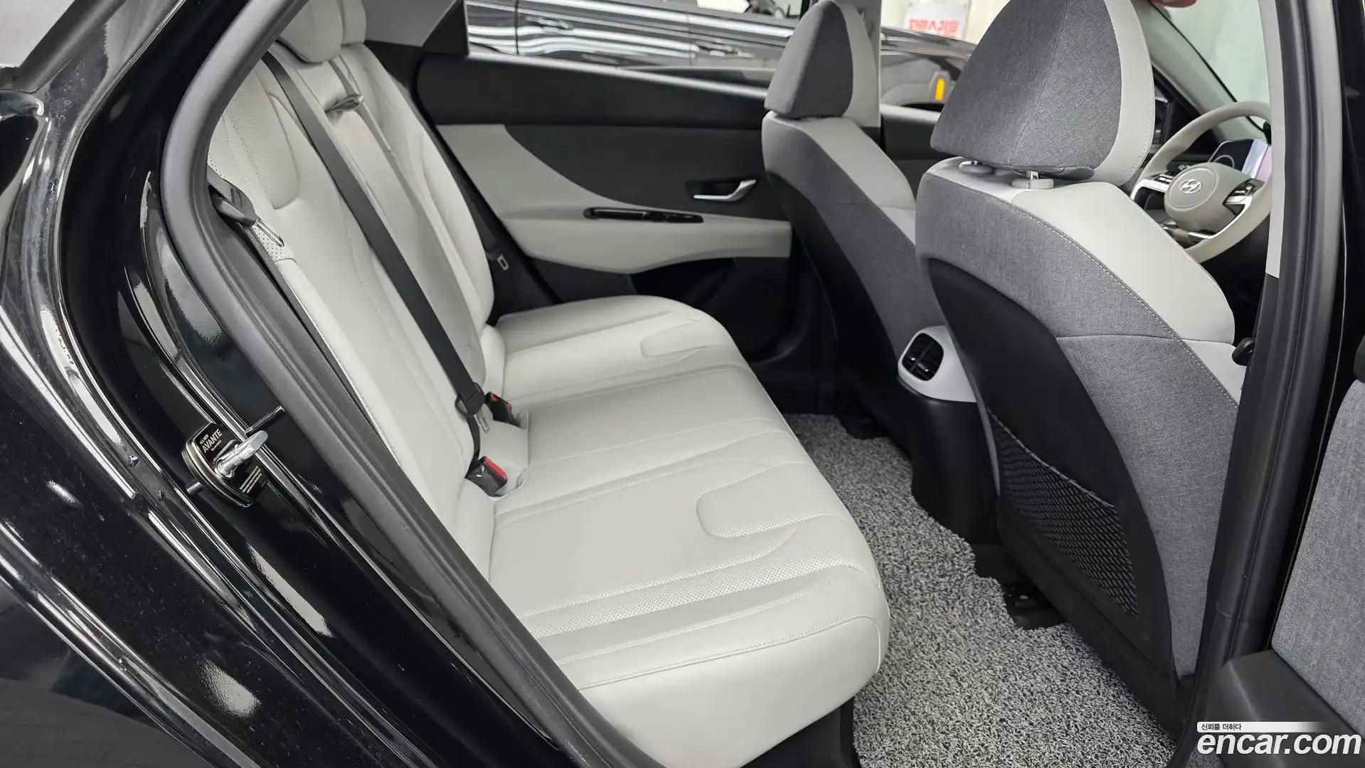 AVANTE Hyundai 2021.3-OPTION-015