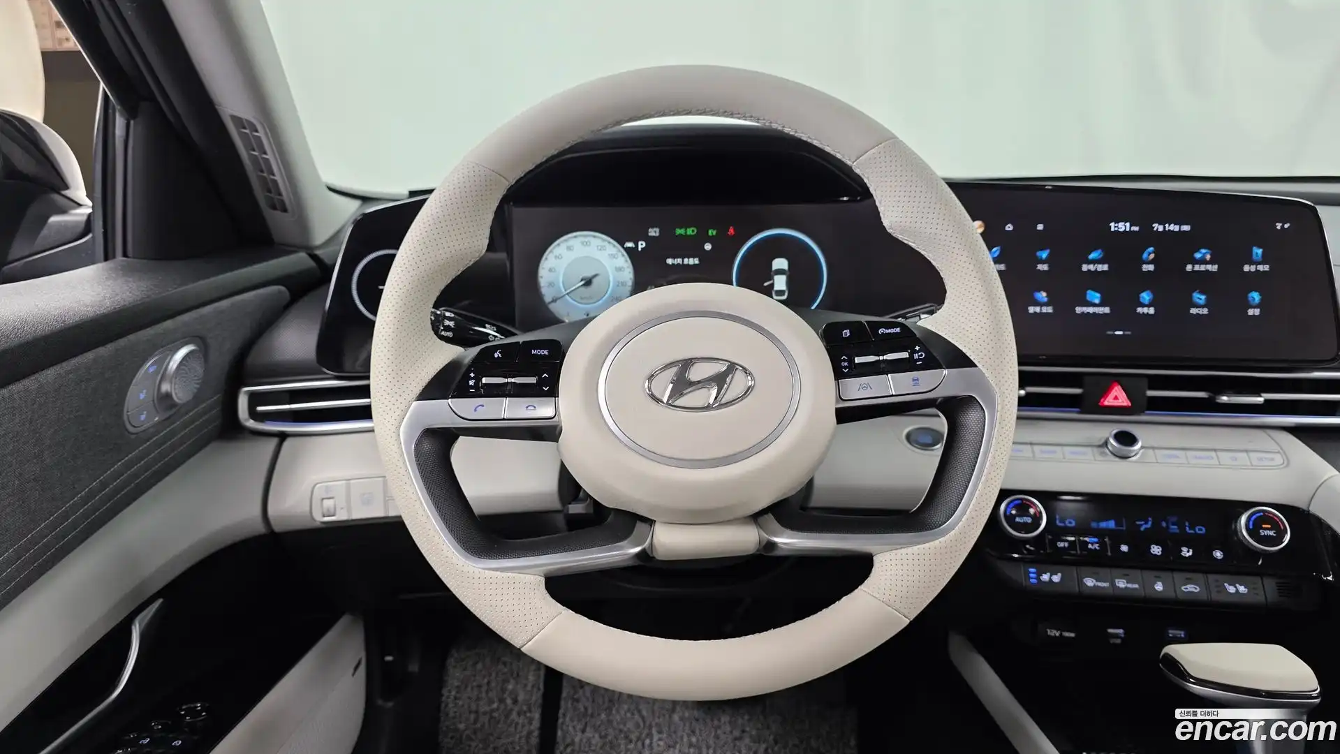 AVANTE Hyundai 2021.3-OPTION-016