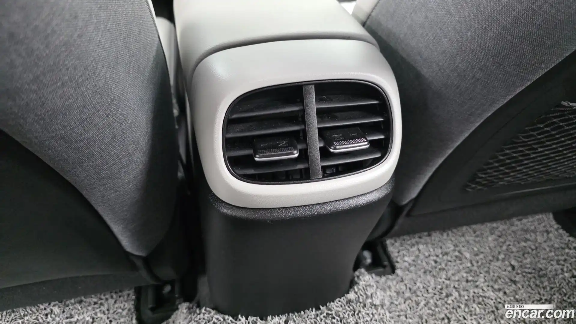 AVANTE Hyundai 2021.3-OPTION-045