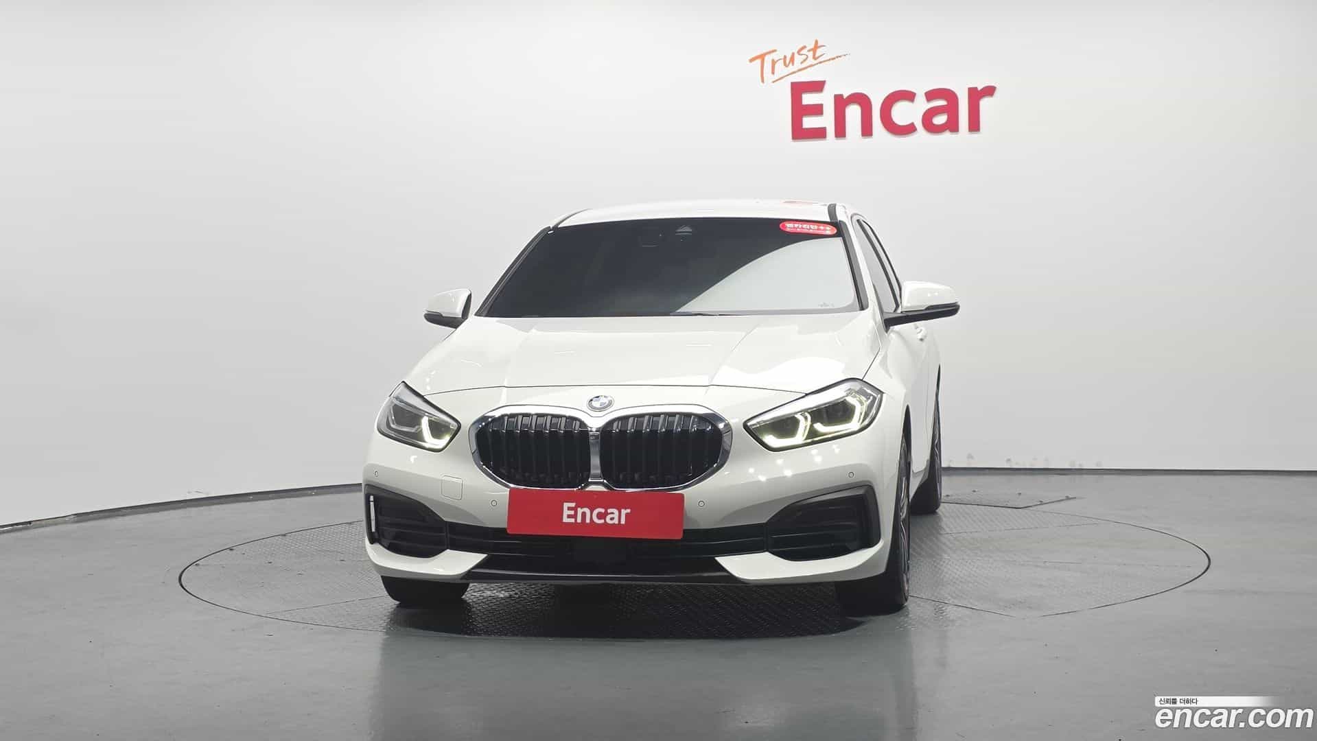 1-Series BMW 2021.10-OUTER-003