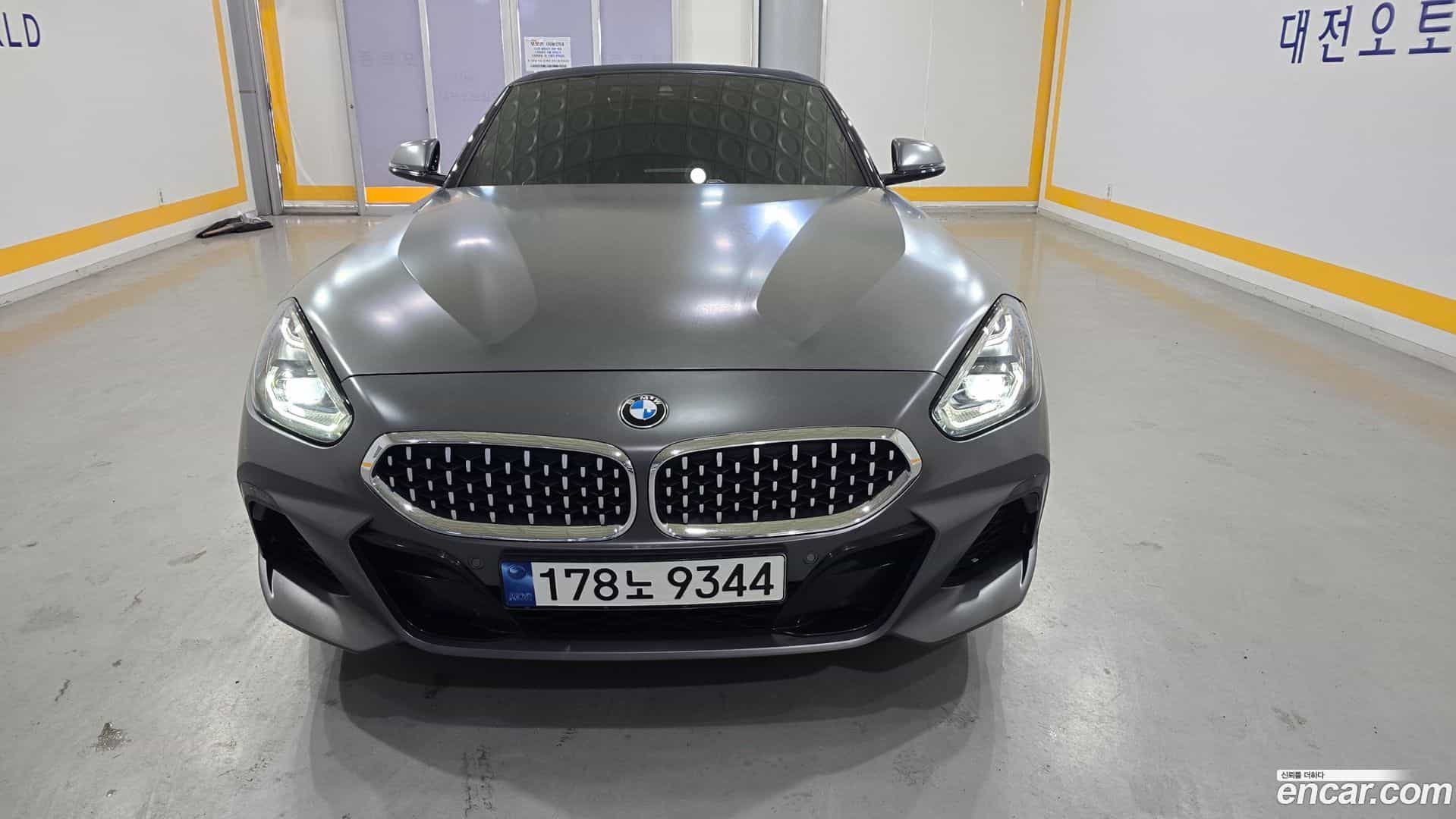 Z4 BMW 2019.4-OUTER-002