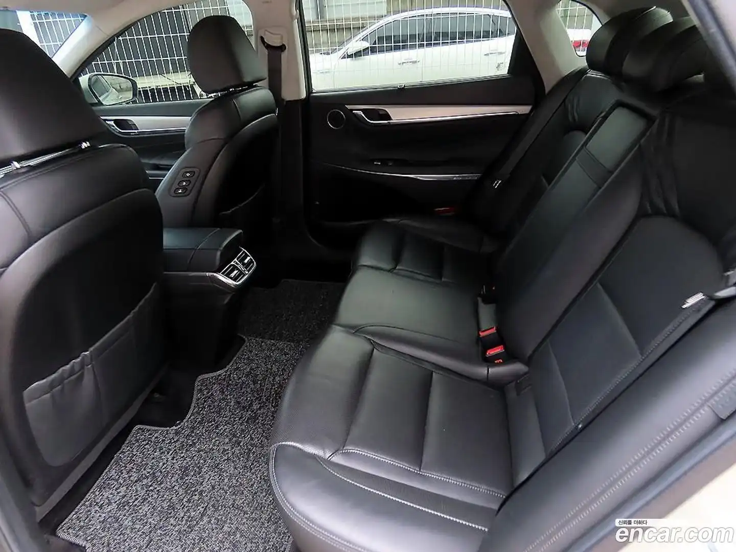 Grandeur Hyundai 2020.3-OUTER-006