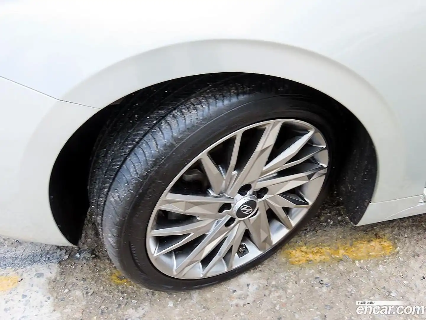 Grandeur Hyundai 2020.3-OPTION-024