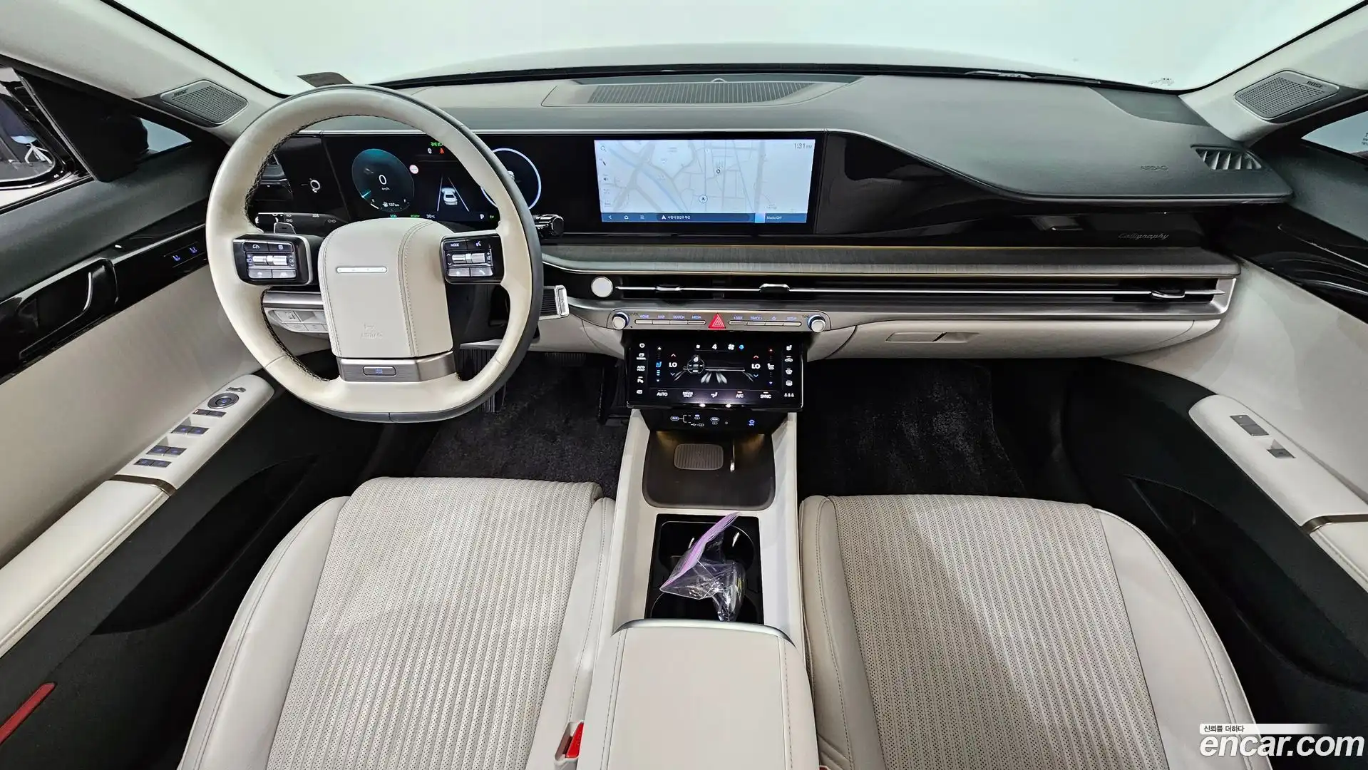 Grandeur Hyundai 2023.4-INNER-007