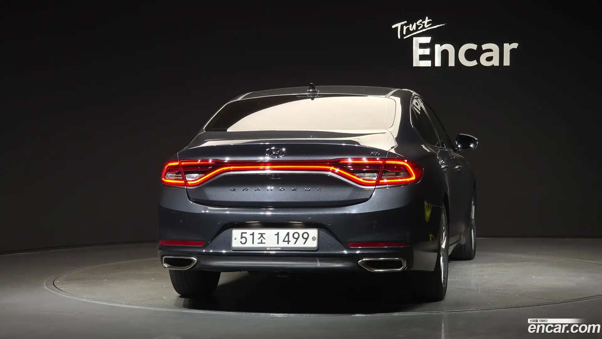 Grandeur Hyundai 2018.2-OUTER-004